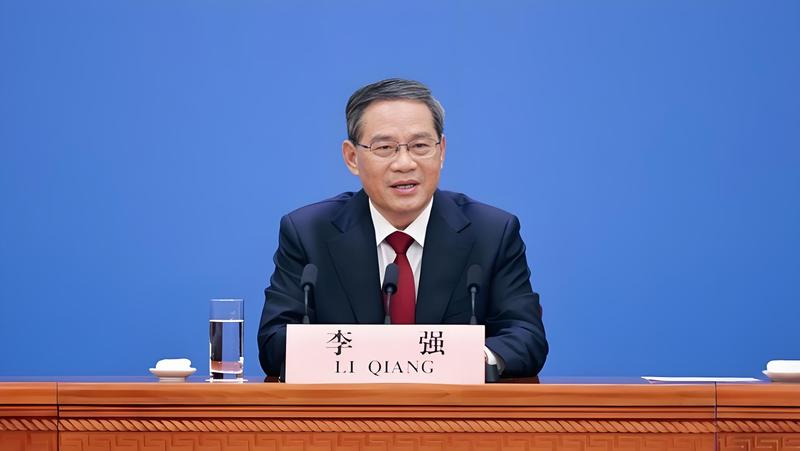 文章附图